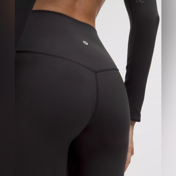 lululemon athletica Pants - Lululemon Align™ High-Rise Short 8" - Sz 4